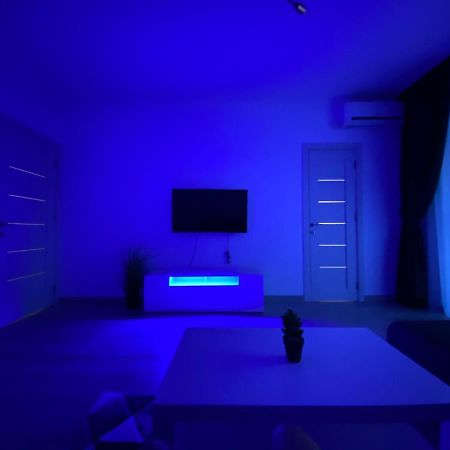 Rose Luxury Apartment Oradea - Felix Luaran gambar
