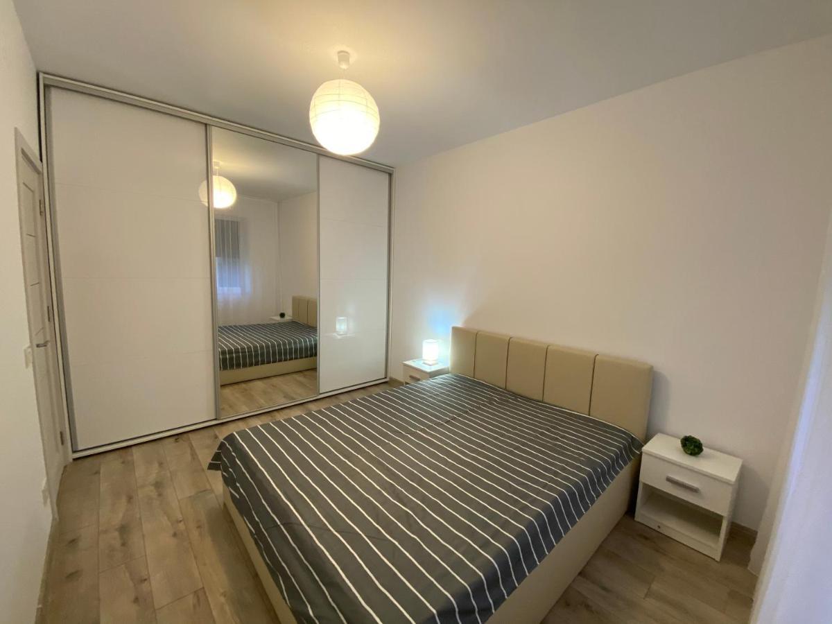 Rose Luxury Apartment Oradea - Felix Luaran gambar