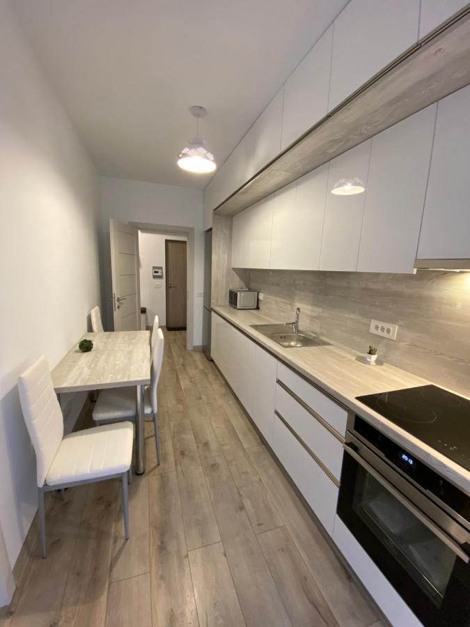 Rose Luxury Apartment Oradea - Felix Luaran gambar
